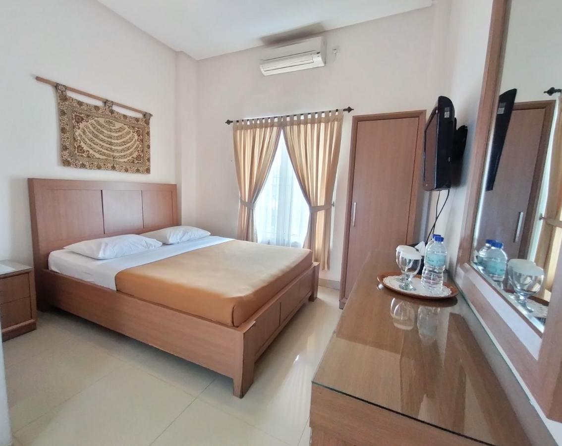 The Sriwijaya Hotel - Halal Hotel Padang  Exterior photo